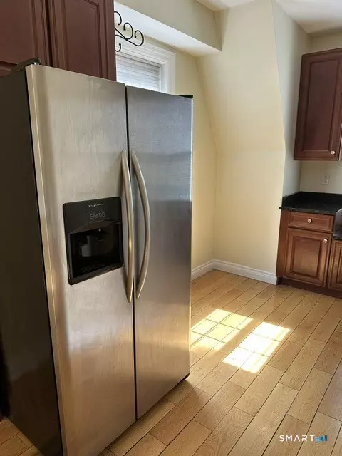 Kitchen - 295 Ridge Rd #9, Wethersfield, CT 06109 photo 2 of 2