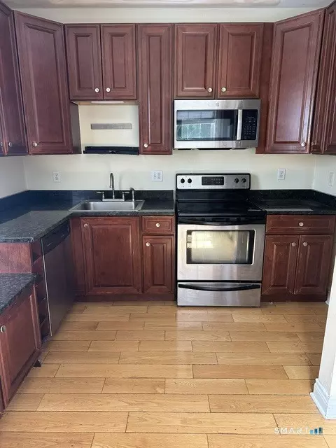 Kitchen - 295 Ridge Rd #9, Wethersfield, CT 06109 photo 1 of 2