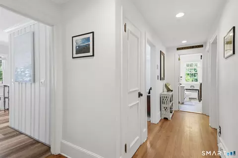 Entry Way - 542 Halladay Ave W, Suffield, CT 06078 photo 4 of 4