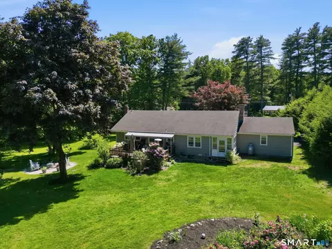 Exterior - 542 Halladay Ave W, Suffield, CT 06078 photo 14 of 14
