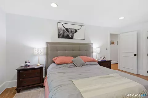 Bedroom - 542 Halladay Ave W, Suffield, CT 06078 photo 3 of 4