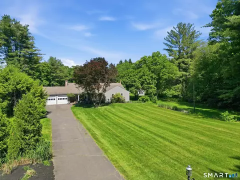 Exterior - 542 Halladay Ave W, Suffield, CT 06078 photo 13 of 14