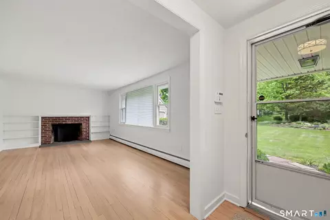 Living - 27 Apple Ln, Redding, CT 06896 photo 1 of 7