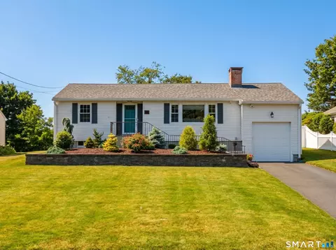 85 Knollwood Rd, West Hartford, CT 06110