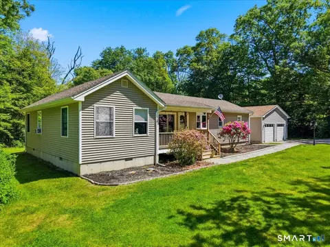 860 Long Cove Rd, Gales Ferry, CT 06335