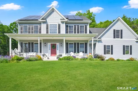 3 Windmill Ln, Canton, CT 06019