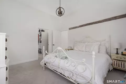 9 E Franklin St, Killingly, CT 06239 photo 18