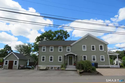 9 E Franklin St, Killingly, CT 06239