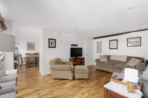 9 E Franklin St, Killingly, CT 06239 photo 28