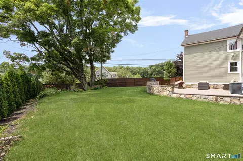 9 E Franklin St, Killingly, CT 06239 photo 39