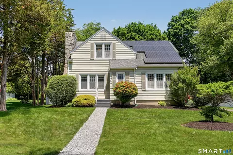 23 Brewster Pl, Trumbull, CT 06611