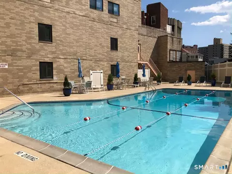 143 Hoyt St #4K, Stamford, CT 06905