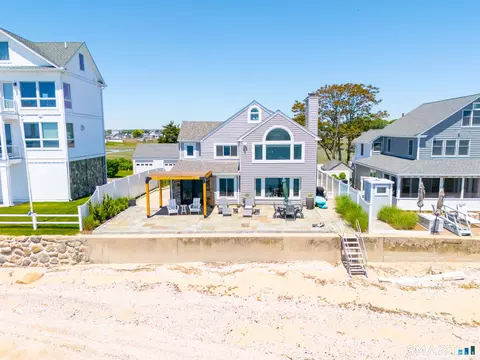 Exterior - 49 Hammock Rd, Clinton, CT 06413 photo 3 of 8