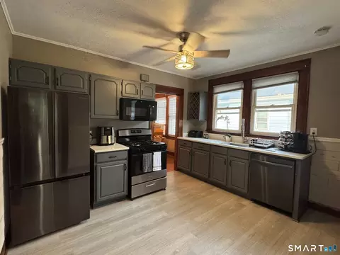 Kitchen - 98 Gorham Ave, Hamden, CT 06514 photo 3 of 4