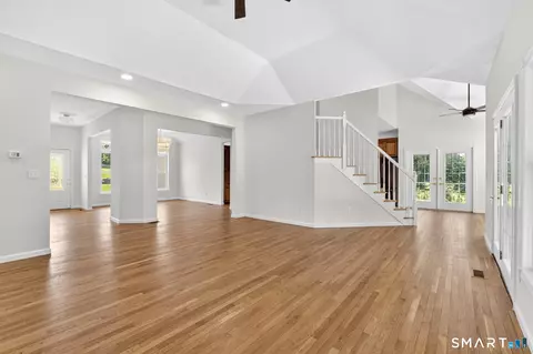 Living - 365 Munger Ln, Bethlehem, CT 06751 photo 3 of 4