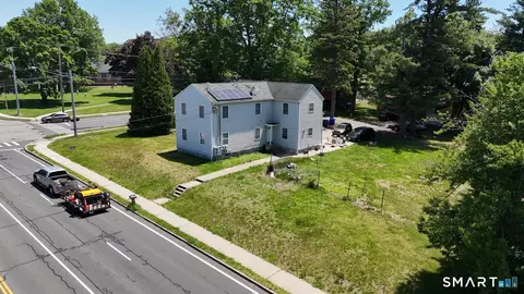 987 Silver Ln, East Hartford, CT 06118