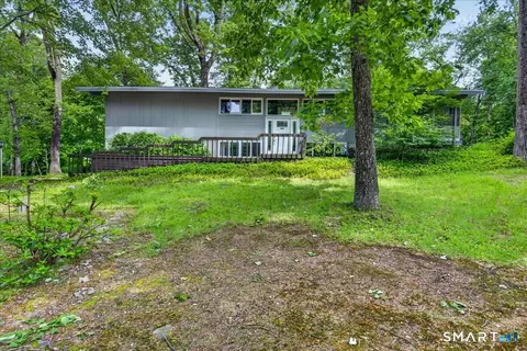 454 Old Cellar Rd, Orange, CT 06477