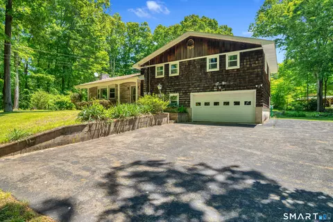 51 Norwich Rd, Salem, CT 06420