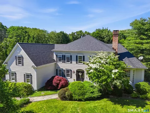 30 Carriage Dr, Easton, CT 06612