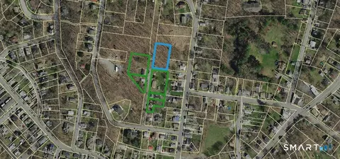 Vine Street, Norwich, CT 06360