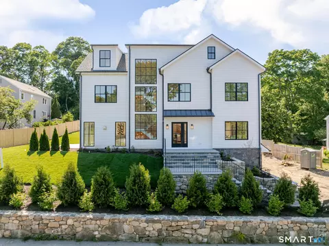 124 Forest St, New Canaan, CT 06840