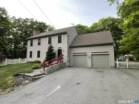 560 S Frontage Rd, Killingly, CT 06239