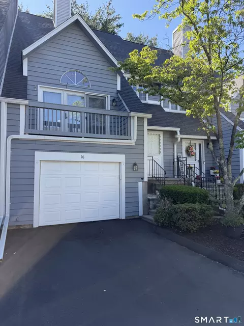 16 Hawley Gln #16, Stratford, CT 06614