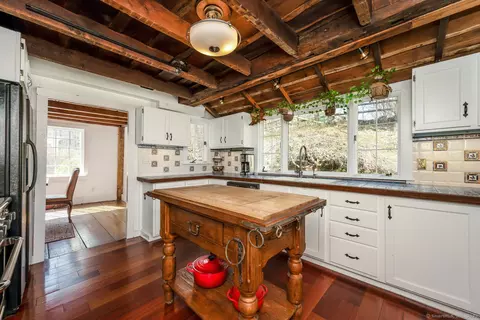 Kitchen - 175 Mountain Rd, Wilton, CT 06897 photo 3 of 4
