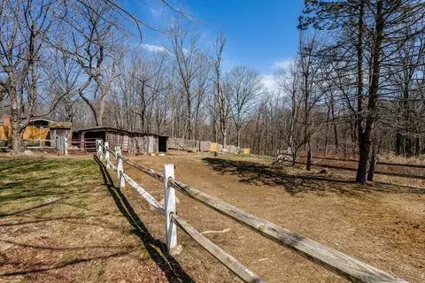 Exterior - 175 Mountain Rd, Wilton, CT 06897 photo 4 of 6
