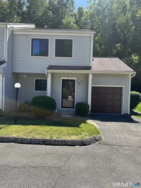 52 Deer Run #52, Bethel, CT 06801