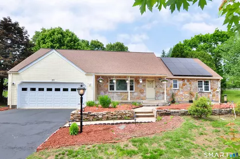 25 Hampshire Dr, Glastonbury, CT 06033