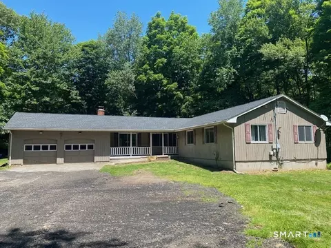 725 Georges Hill Rd, Southbury, CT 06488