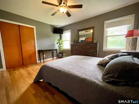 Bedroom - 41 Cumpstone Dr, Hamden, CT 06518 photo 2 of 4