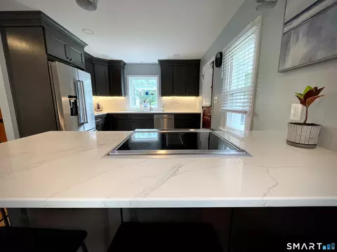 Kitchen - 41 Cumpstone Dr, Hamden, CT 06518 photo 1 of 4
