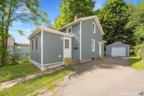 73 Springdale Ave, Meriden, CT 06451