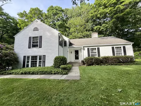 277 Indian Rock Rd, New Canaan, CT 06840