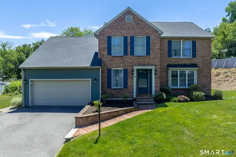 18 Partridgetown Rd, Naugatuck, CT 06770