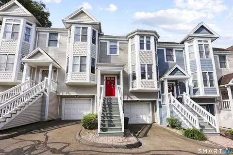 916 Quinnipiac Ave #3, New Haven, CT 06513
