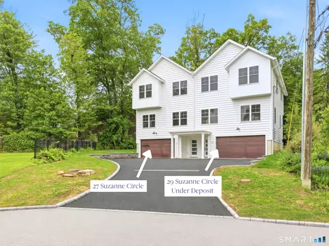 27 Suzanne Cir, Fairfield, CT 06825