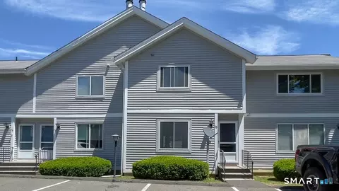 151 Shelter Rock Rd #76, Danbury, CT 06810