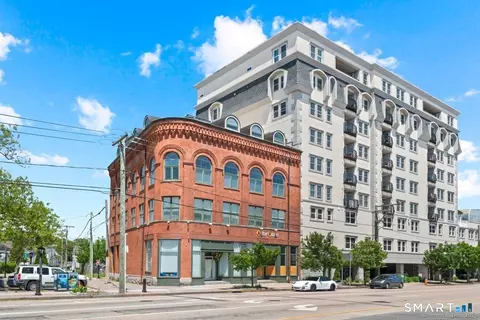461 Bank St #402, New London, CT 06320
