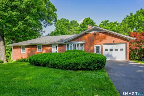 15 Elmira Ave, Torrington, CT 06790
