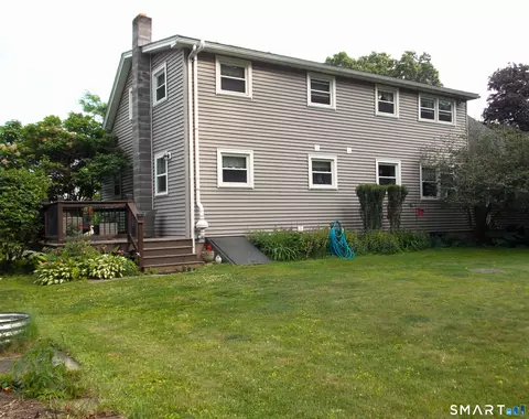Exterior - 148 Pompeo Rd, North Grosvenor Dale, CT 06255 photo 3 of 4