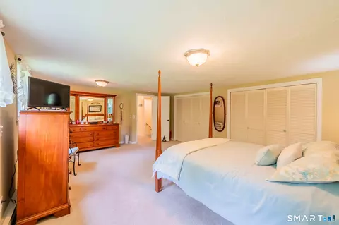 Bedroom - 148 Pompeo Rd, North Grosvenor Dale, CT 06255 photo 4 of 5