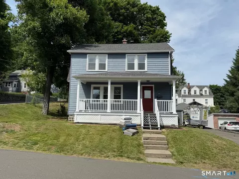 43 Marshall Ave, Naugatuck, CT 06770