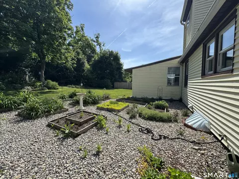 Exterior - 113 Hawkins St, Killingly, CT 06241 photo 4 of 8
