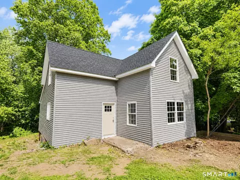 146 S Main St, Manchester, CT 06040