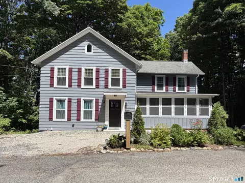 47 Orchard St, Winchester, CT 06098