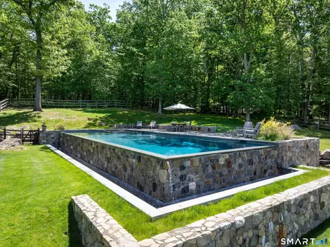 Exterior - 240 Umpawaug Rd, Redding, CT 06896 photo 4 of 15