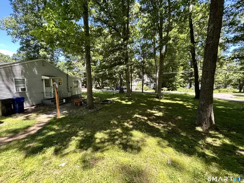 87 Edgemere Rd, Coventry, CT 06238 photo 9